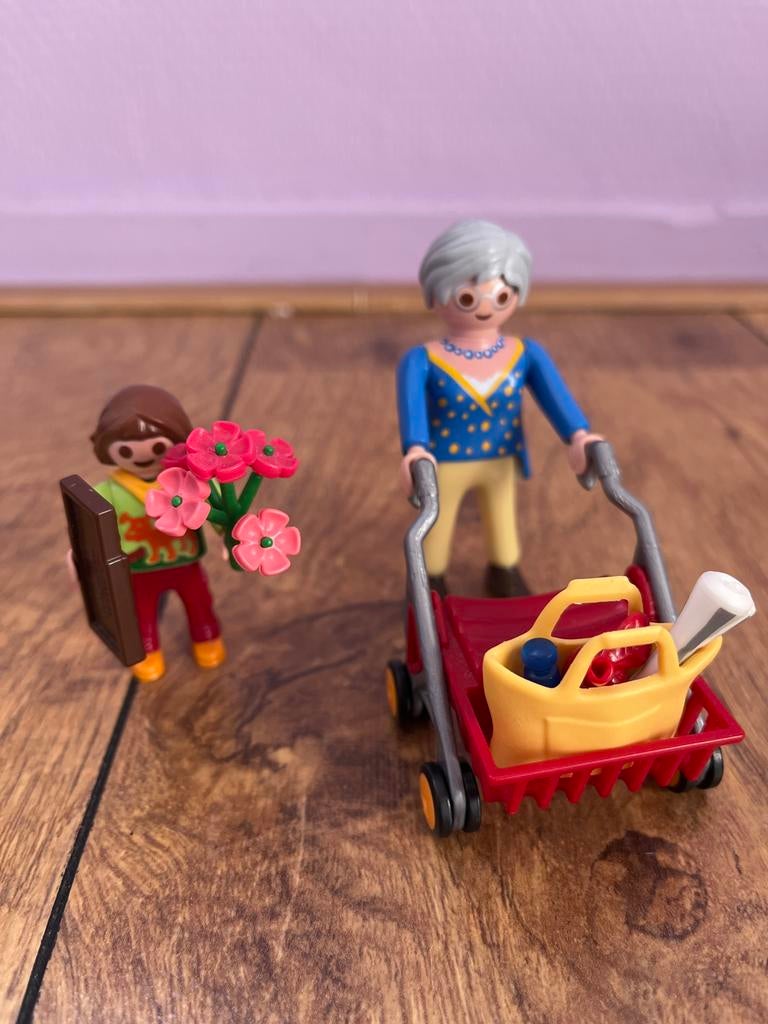 Playmobil Oma met boodschappenkar en kind met bloemen, Ophalen of Verzenden, Gebruikt, Complete set