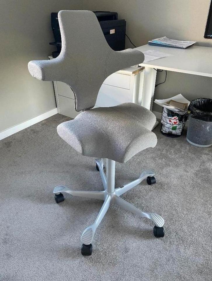 HÅG Capisco 8106 Ergonomische Bureaustoel Nieuwstaat!, Huis en Inrichting, Bureaustoelen, Zo goed als nieuw, Zwart, Ophalen of Verzenden