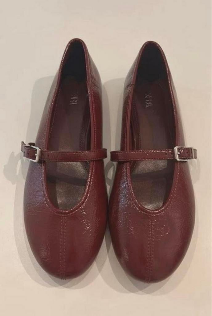 Zara ballerina's maat 37 - Bordeauxrood lak, Ophalen of Verzenden, Zo goed als nieuw, Rood, Ballerina's