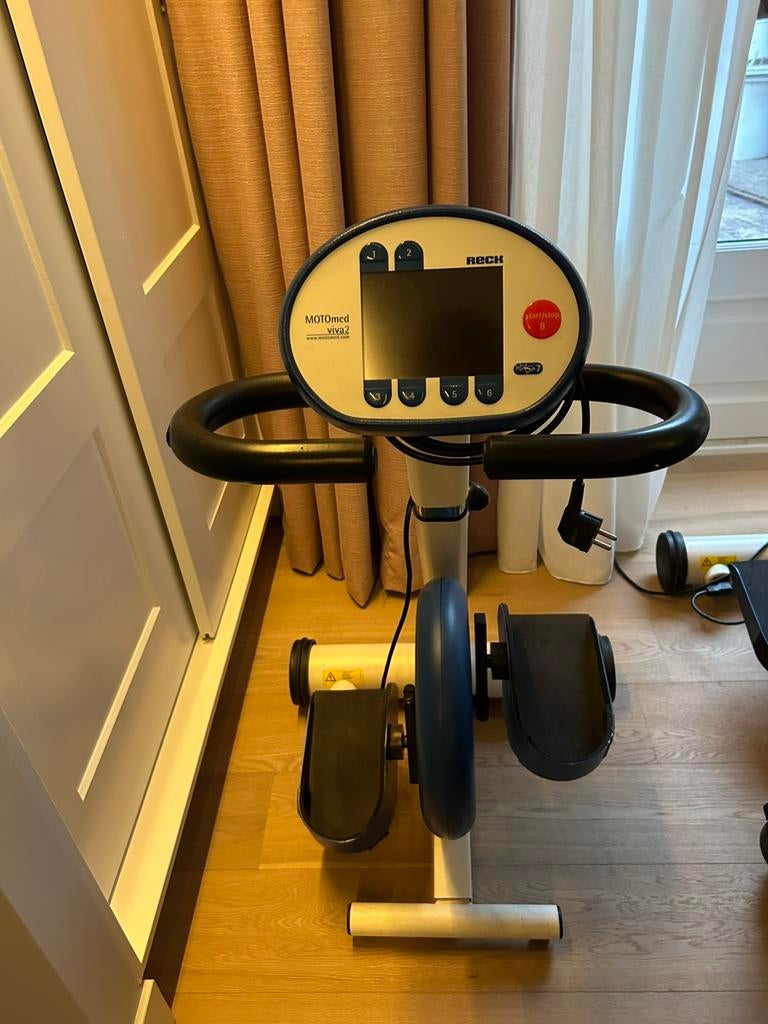Motomed viva 2 beentrainer, Sport en Fitness, Ophalen, Zo goed als nieuw, Hometrainer