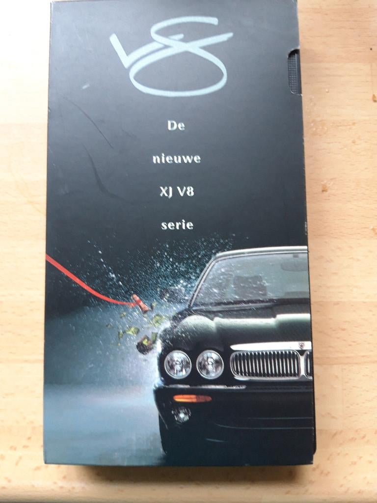 Jaguar XJ V8 serie - VHS videocassette - product informatie, Ophalen of Verzenden, Zo goed als nieuw, Overige merken, Jaguar