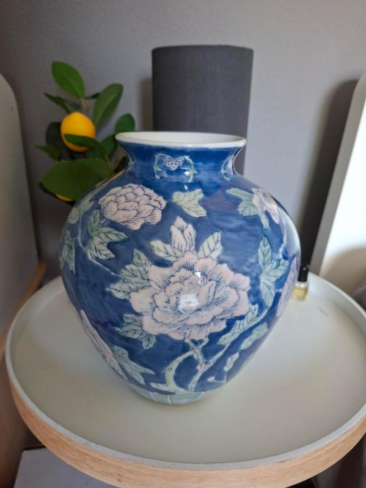 Blauwe vaas met bloemen, Antiek en Kunst, Antiek | Vazen, Ophalen