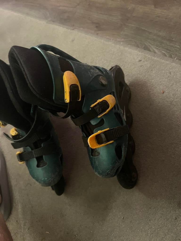 leuke skeelers voor kinderen maar 32, Kinderen en Baby's, Speelgoed | Buiten | Rolschaatsen, Ophalen of Verzenden, Zo goed als nieuw