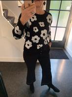 Essentiel Antwerp, prachtige trui,zilver/metallic bloem, S/M, Kleding | Dames, Truien en Vesten, Ophalen of Verzenden, Zo goed als nieuw