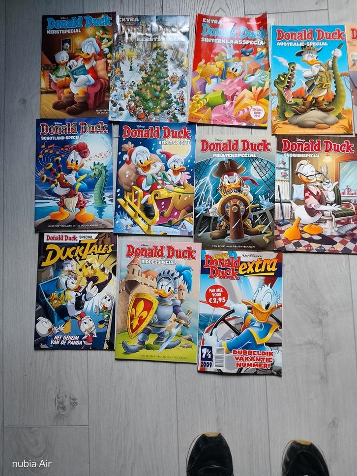 Grote stapel Donald Duck Specials - Diverse edities, Boeken, Stripboeken, Gelezen, Meerdere stripboeken, Ophalen