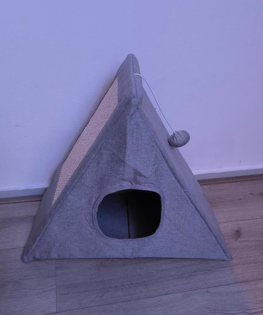 Leuk kattenhuisje, Dieren en Toebehoren, Ophalen of Verzenden, Zo goed als nieuw