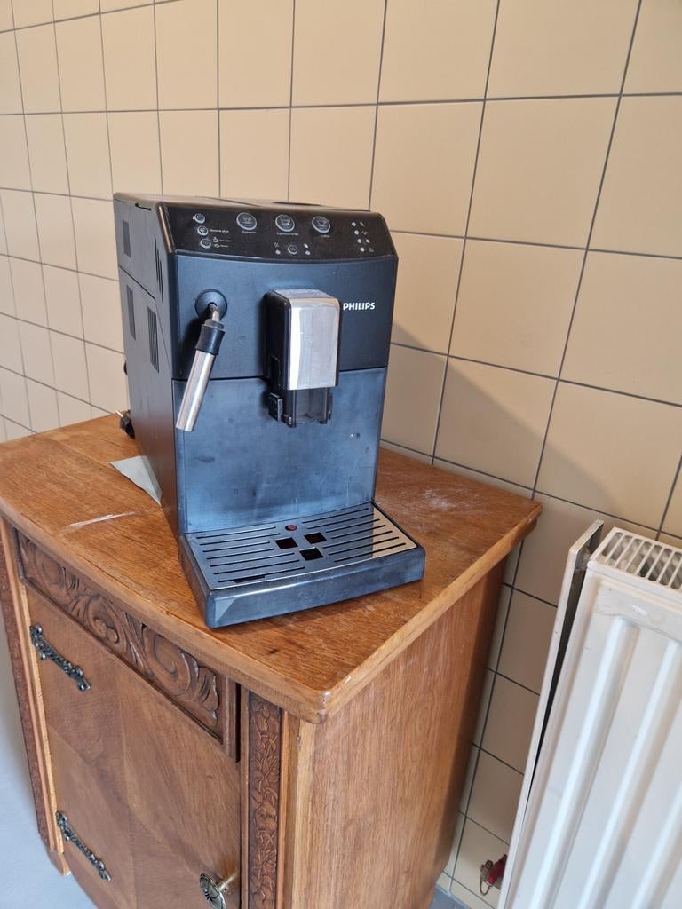 Philips HD8827 Espressoapparaat - Volautomatisch, Ophalen, Gebruikt, Espresso apparaat, 10 kopjes of meer