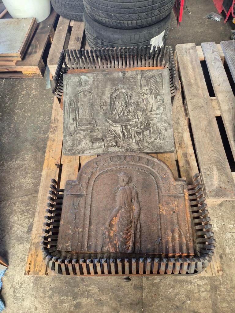 Gietijzeren inzet openhaarden met ijzeren achterwand, Ophalen of Verzenden, Vrijstaande haard, Houthaard