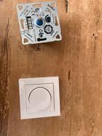 Led dimmer en gira 55 draaiknop zuiver wit, Doe-het-zelf en Verbouw, Ophalen, Nieuw, Schakelaar