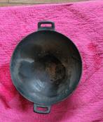 Grote gietijzeren wok, 34 cm, Huis en Inrichting, Keuken | Potten en Pannen, Ophalen of Verzenden, Gebruikt, Gietijzer, Wok
