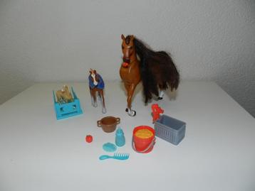 Spirit Ongetemd - paard met 2 veulentjes incl. accessoires