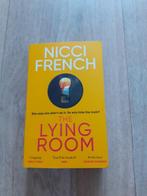 Nicci French - the lying room, Nicci French, Zo goed als nieuw, Ophalen
