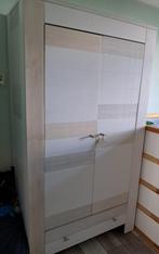Complete babykamer (Ledikant, commode, kledingkast en box), Ophalen, Gebruikt, Jongetje of Meisje