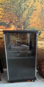 Kast met glazen deur, Ophalen, Minder dan 50 cm, Minder dan 100 cm, 25 tot 50 cm
