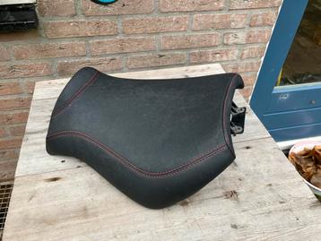 Zadel MT03 antislip beschikbaar voor biedingen