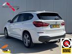 BMW X1 xDrive20i Executive M-Sport|Trekhaak|NL-Auto, 1998 cc, Stof, Gebruikt, Wit