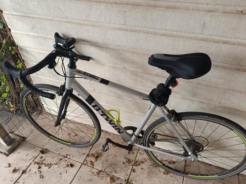 BTWIN TRIBAN 100, Fietsen en Brommers, Fietsen | Racefietsen, Gebruikt, Overige merken, Minder dan 10 versnellingen, 26 inch, Aluminium