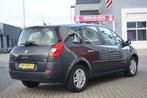 Renault Grand Scénic 2.0-16V Tech Line | AIRCO | CRUISE CON, Auto's, Renault, Voorwielaandrijving, 1998 cc, 135 pk, Gebruikt