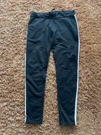 Joggingbroek, zwart met witte bies, maat 40/42, Maat 38/40 (M), Zwart, Overige typen, Ophalen of Verzenden