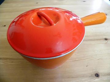 Originele Le Creuset saus- of fondupan beschikbaar voor biedingen