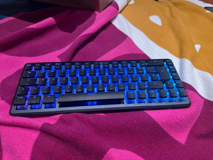 Roccat Vulcan Pro Mini Air - Draadloos Gaming Toetsenbord, Computers en Software, Toetsenborden, Nieuw, Qwerty, Draadloos, Gaming toetsenbord