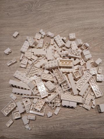 Lego wit beschikbaar voor biedingen