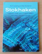 Haken - Stokhaken - Teuni Levering en Riek Siertsema - 2012, Gebruikt, Ophalen of Verzenden, Nvt, Patroon of Boek