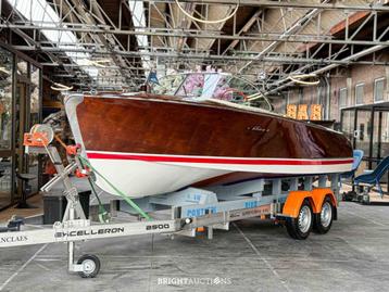 Riva Super Florida beschikbaar voor biedingen