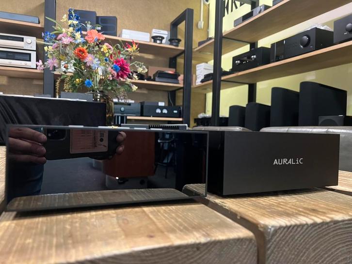 Auralic Vega S1 + S1 PSU, Audio, Tv en Foto, Converters, Zo goed als nieuw, Ophalen of Verzenden