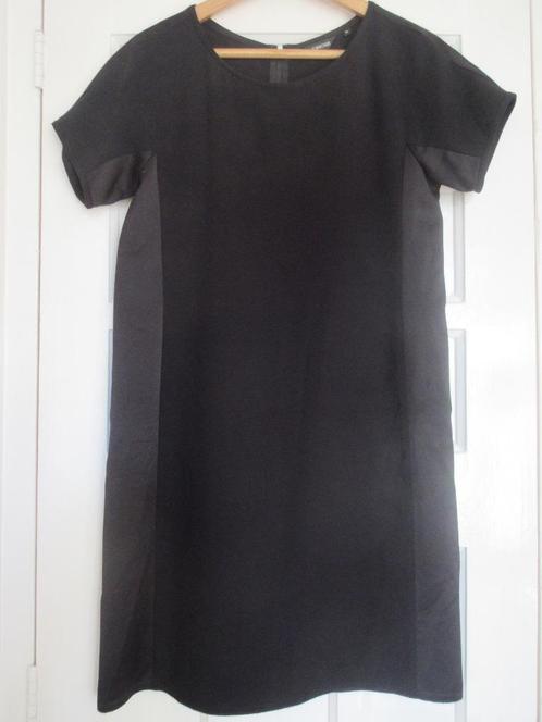 Mooie jurk van Turnover maat S, Kleding | Dames, Jurken, Nieuw, Maat 36 (S), Zwart, Boven de knie, Ophalen of Verzenden
