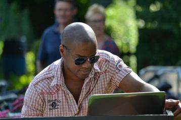 DJ MisterJones De beste en goedkoopste van Nederland!! beschikbaar voor biedingen