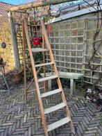 Huishoudtrap hout, Ophalen of Verzenden, Gebruikt, Minder dan 2 meter