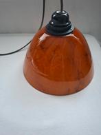 Bruin/oranje gemarmerd glazen hanglamp, Huis en Inrichting, Lampen | Hanglampen, Ophalen of Verzenden, Gebruikt, Glas, Minder dan 50 cm