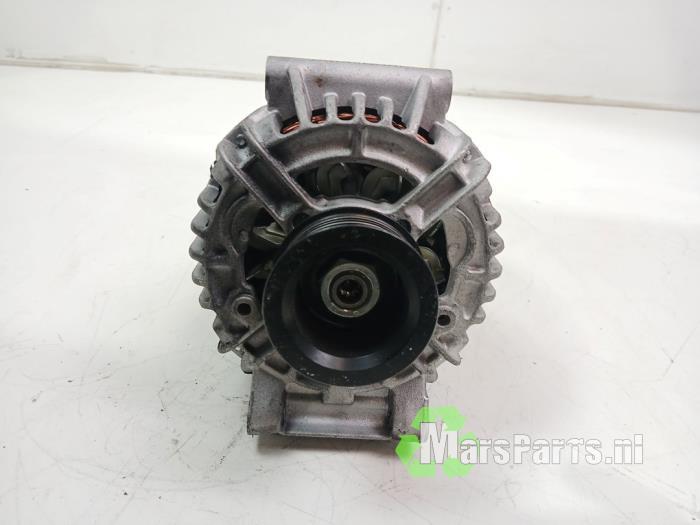 Dynamo van een Renault Clio, Auto-onderdelen, Motor en Toebehoren, Renault, Gebruikt, 3 maanden garantie, Ophalen of Verzenden