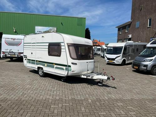 Zeer nette Chateau 403C met groot vast bed,2007,2de eigenaar, Caravans en Kamperen, Caravans, Bedrijf, tot en met 2, 750 - 1000 kg