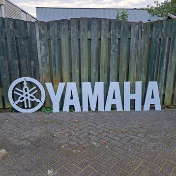 Yamaha gevelletters met Sign beschikbaar voor biedingen