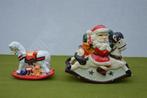 2 oude gipsen Kerstbeelden jaren 80, Kerstman op hobbelpaard, Diversen, Kerst, Ophalen of Verzenden, Gebruikt