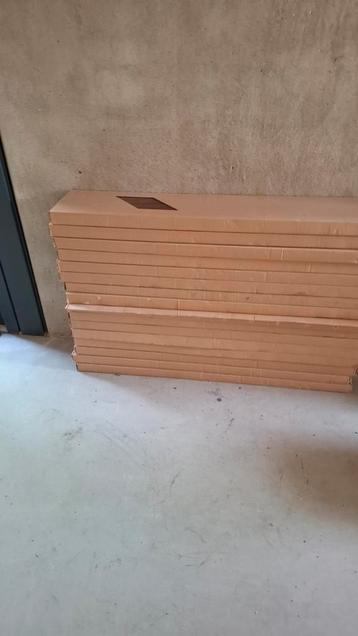 PVC-CLICK  beschikbaar voor biedingen