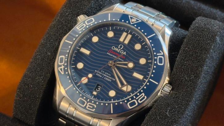 Omega Seamaster 300m - 2025, Sieraden, Tassen en Uiterlijk, Horloges | Heren, Zo goed als nieuw, Omega, Staal, Ophalen of Verzenden