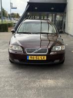 Volvo V70 2.4 D5 2006, Auto's, Voorwielaandrijving, 15 km/l, 1800 kg, Beige