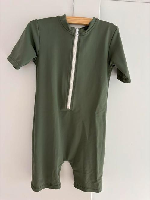 Petit Crabe prachtig UV pakje maat 92/98 groen palmboom, Kinderen en Baby's, Kinderkleding | Kinder-zwemkleding, Zo goed als nieuw