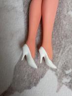 Vintage Barbie Witte Superstar Pumps Hong Kong., Verzamelen, Verzenden, Zo goed als nieuw, Accessoires