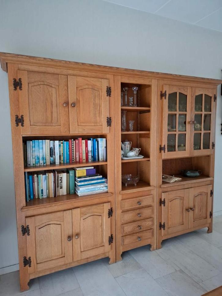 Groot Wandmeubel Oisterwijk - Eikenhout, Huis en Inrichting, Kasten | Vitrinekasten, Gebruikt, 150 tot 200 cm, 200 cm of meer