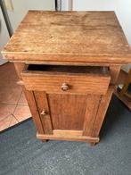 Oude houten nachtkastje, Antiek en Kunst, Ophalen of Verzenden