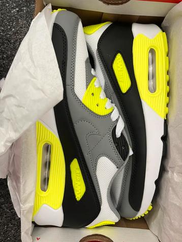 Nike air max 90  nieuw in doos. beschikbaar voor biedingen