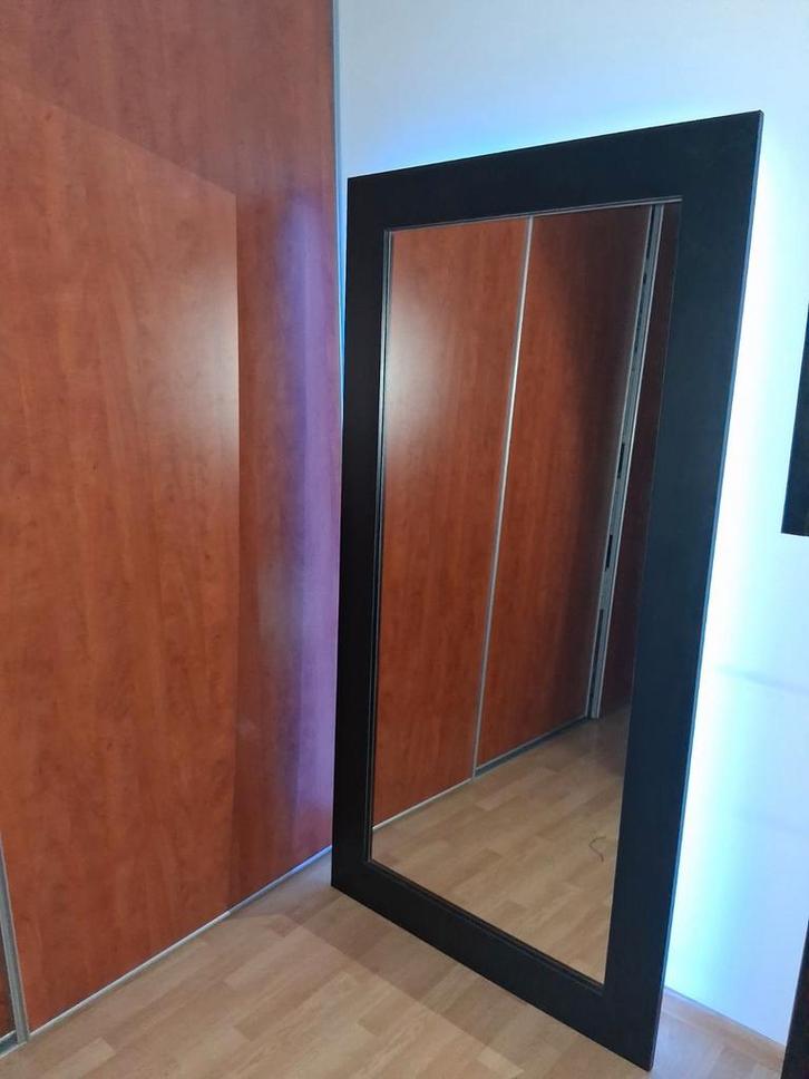 Grote spiegel, Huis en Inrichting, Woonaccessoires | Spiegels, Zo goed als nieuw, Rechthoekig, Ophalen of Verzenden