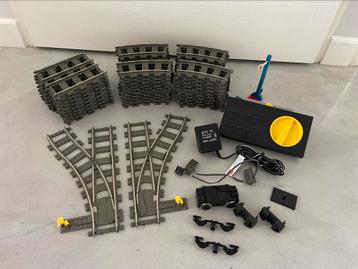 Lego 9v spoor treinrails o.a. 18 recht 2 wissels en 40 krom beschikbaar voor biedingen