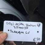 Opel Vectra C station 2007 Wagennr 2500038   Voorscherm Link, Gebruikt, -, -, Ophalen of Verzenden