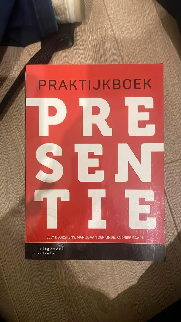 Marije van der Linde - Praktijkboek presentie, Boeken, Wetenschap, Zo goed als nieuw, Sociale wetenschap, Ophalen of Verzenden