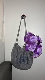 Crochet ocean bag (grey), Sieraden, Tassen en Uiterlijk, Tassen | Damestassen, Ophalen, Zo goed als nieuw, Grijs, Schoudertasje
